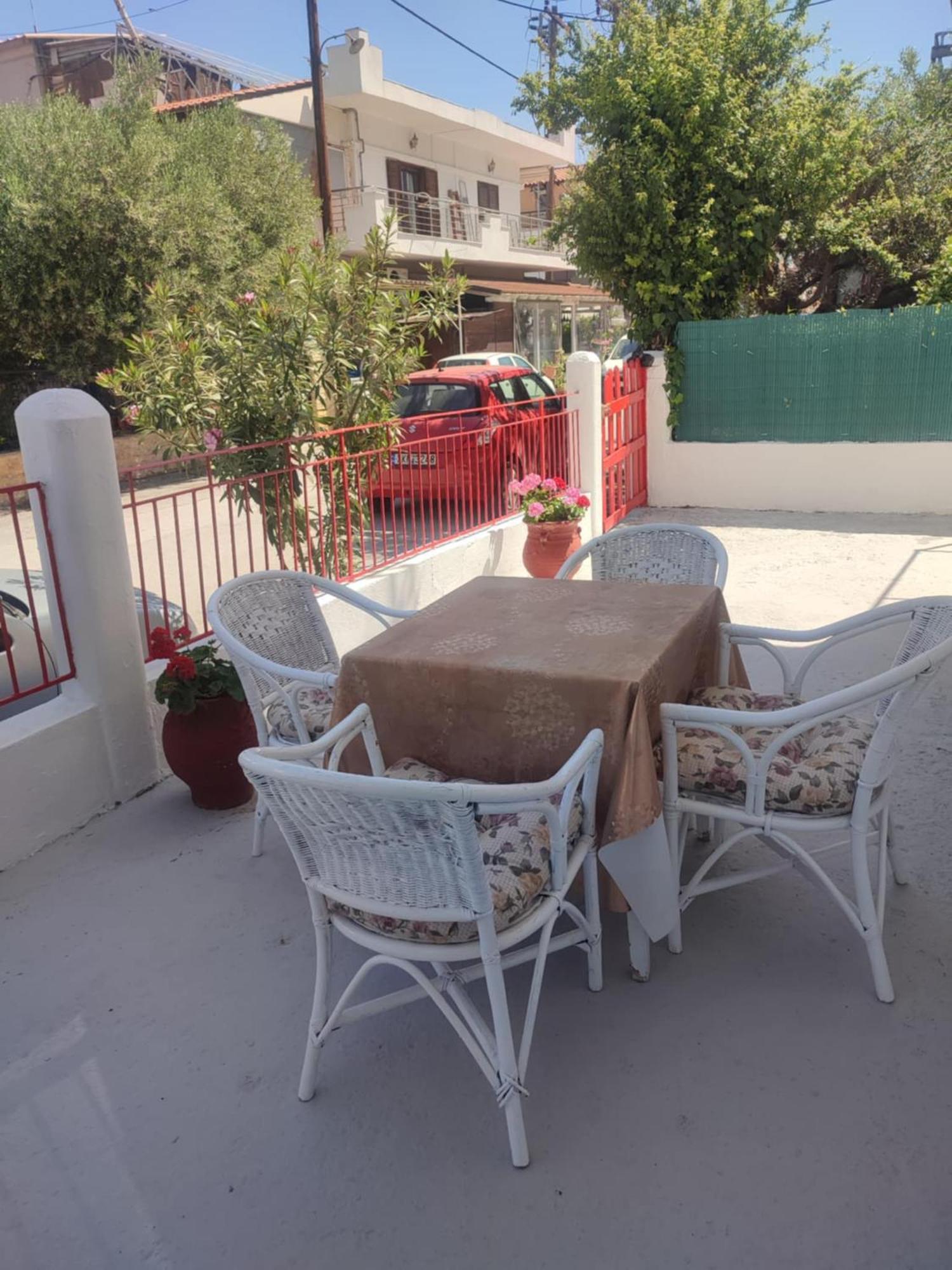 Beautiful Apartment Anais Near The Sea Αγία Τριάδα Εξωτερικό φωτογραφία